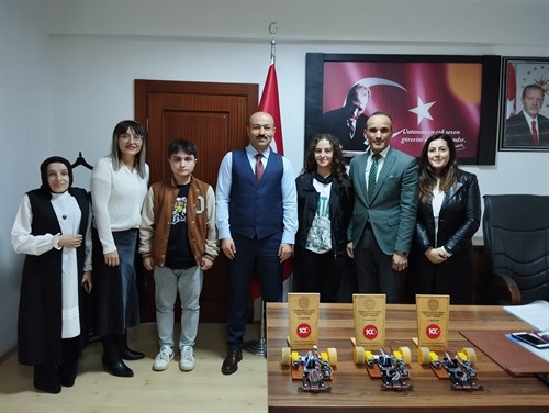  Kaymakamımız Sn. Süleyman ARAT Anadolu Lisesi ve Mesleki Teknik Anadolu Lisesi öğrencileri ile Bir Araya Geldi